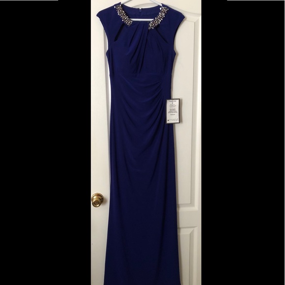 NWT Jessica Howard Formal Dress With Rhinestones - Picture 2 of 4